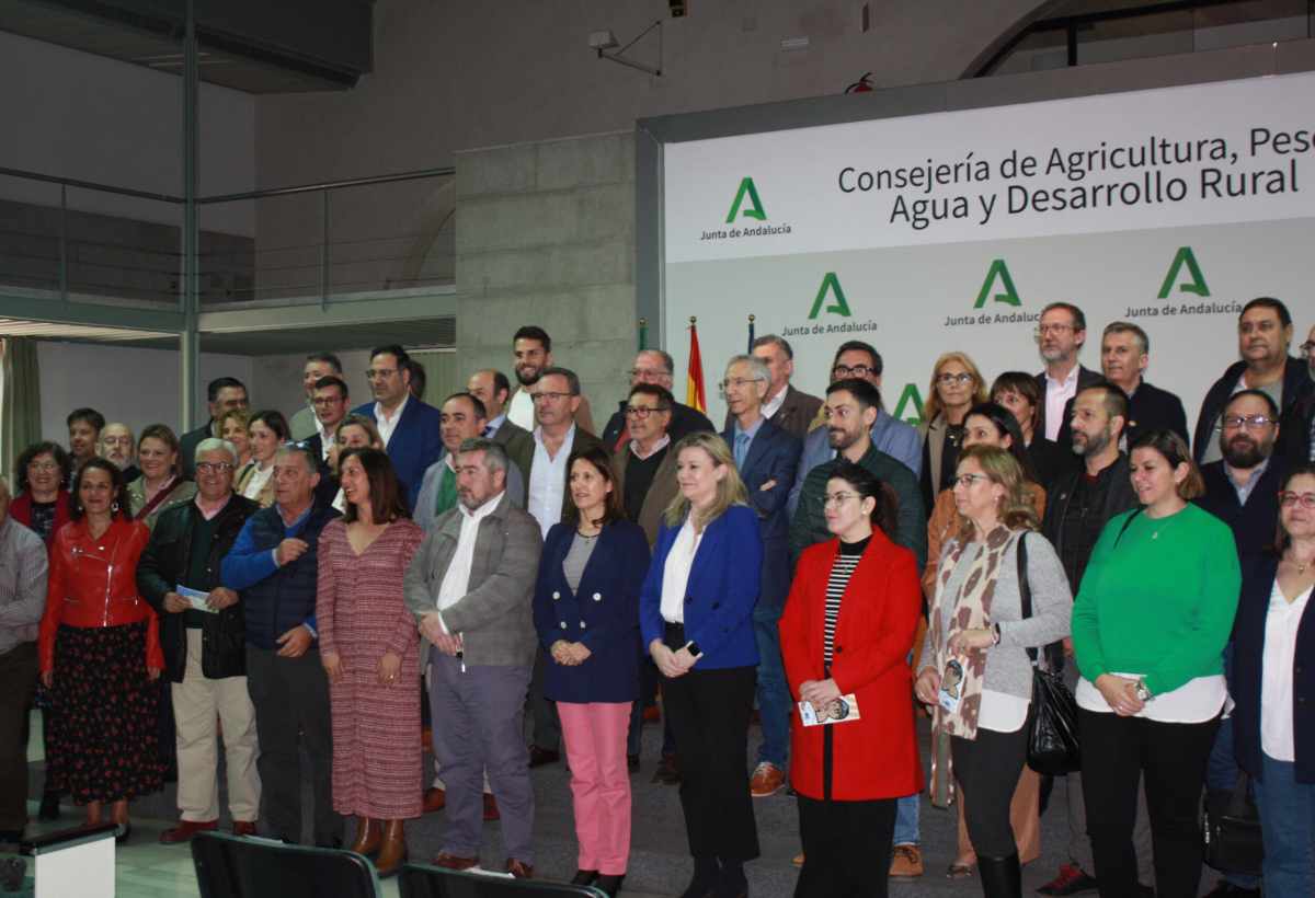 PRESENTACIÓN DEL PROYECTO RUTAS TURÍSTICAS Y CULTURALES EN LAS PROVINCIAS DE CÁDIZ Y SEVILLA