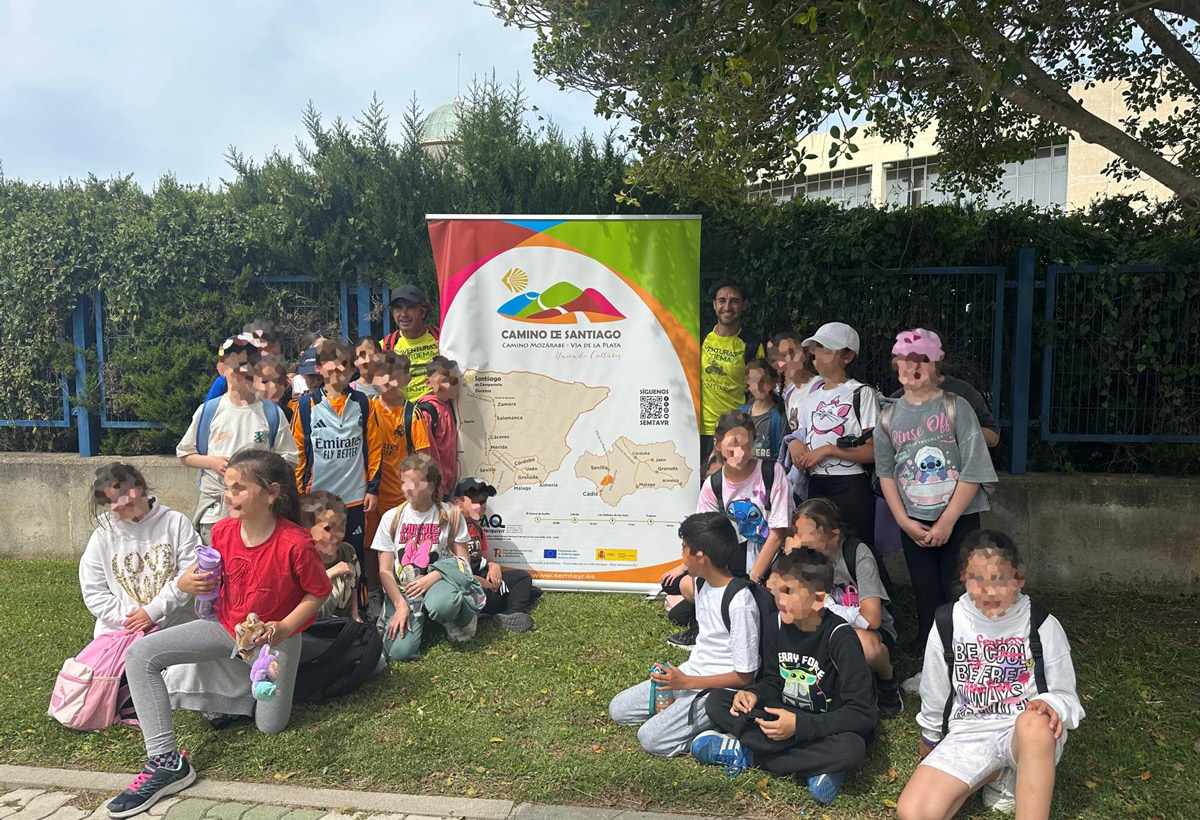 Los alumnos de 4º curso de primaria de El Cuervo de Sevilla participan en las actividades del proyecto SEMTAYR realizando una ruta para conocer un nuevo tramo de Vía Augusta en la provincia de Cádiz 1 Los alumnos de 4º curso de primaria de El Cuervo de Sevilla participan en las actividades del proyecto SEMTAYR realizando una ruta para conocer un nuevo tramo de Vía Augusta en la provincia de Cádiz