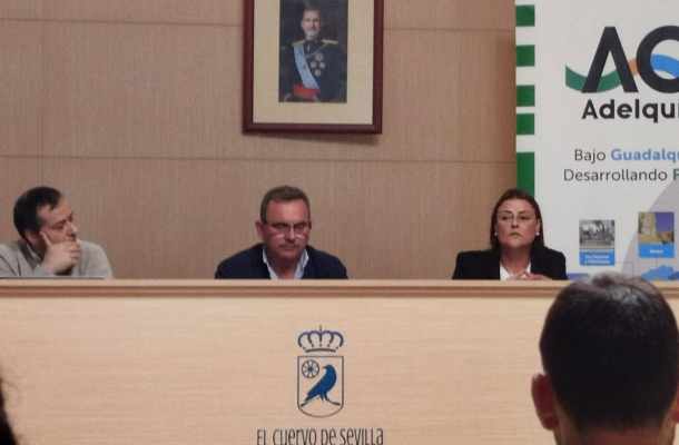 ADELQUIVIR presenta en El Cuervo de Sevilla las nuevas bases reguladoras de las ayudas LEADER ante empresarios y emprendedores del municipio