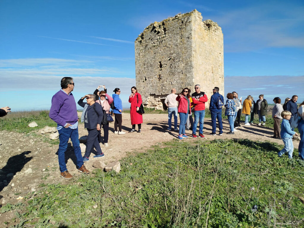 Celebración de las Jornadas de Turismo, Ruta Turística y Promoción Gastronómica de El Palmar de Troya, en el marco del Proyecto Rutas Turísticas y Culturales en las Provincias de Cádiz y Sevilla 7 ruta turistica el palmar de troya adelquivir 2025 006 adelquivir
