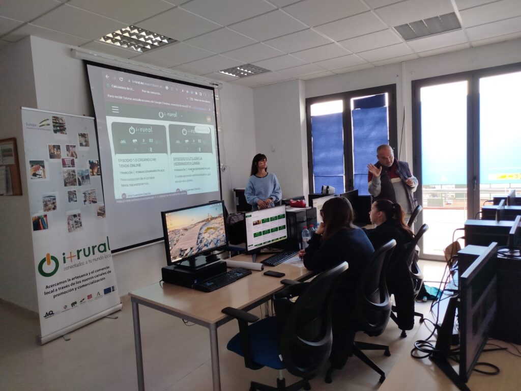 En la mañana del día 23 de Abril, en el Centro de Formación de El Cuervo de Sevilla, ADELQUIVIR realizó una nueva presentación con sesión informativa y registro en la aplicación i+Rural para un grupo de personas, en formación, interesadas en este Proyecto de Cooperación 5 WhatsApp Image 2025 04 04 at 09.47.18 2 adelquivir