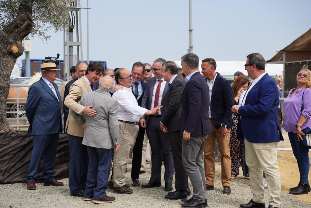 WhatsApp Image 2025 04 28 at 09.21.01 1 adelquivir