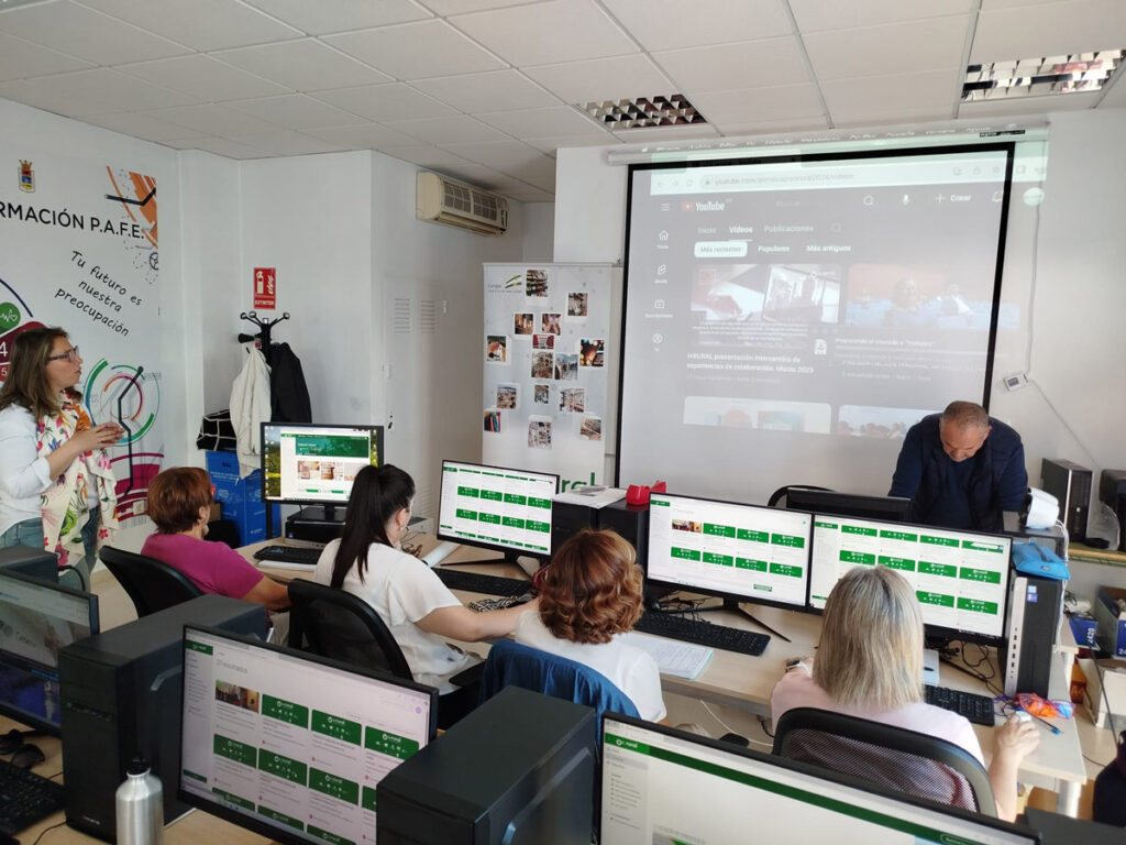 ADELQUIVIR hace una nueva presentación del Proyecto de Cooperación i+Rural en Los Palacios y Villafranca. La Comunidad Digital que fomenta el consumo local y promueve el desarrollo sostenible 4 semtayr el cuervo sevilla 004 adelquivir