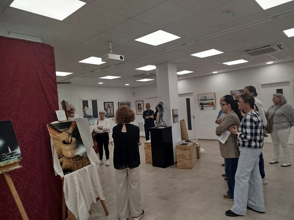 ADELQUIVIR presente en la inauguración de la Exposición Colectiva Itinerante del Bajo Guadalquivir, propuesta por Gastroarte Sin Fronteras, con la colaboración de ADELQUIVIR y del Ayuntamiento de Las Cabezas de San Juan 4 bajoquivir las cabezas de san juan 003 adelquivir